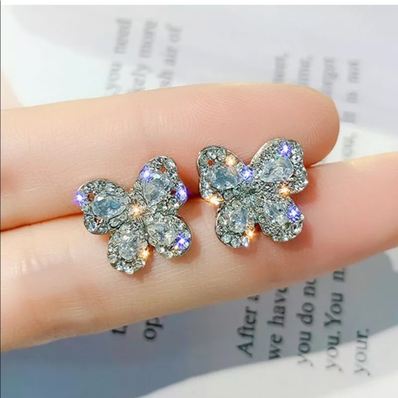 295 Silver earring 💯 Authentic - Picture 8 of 8